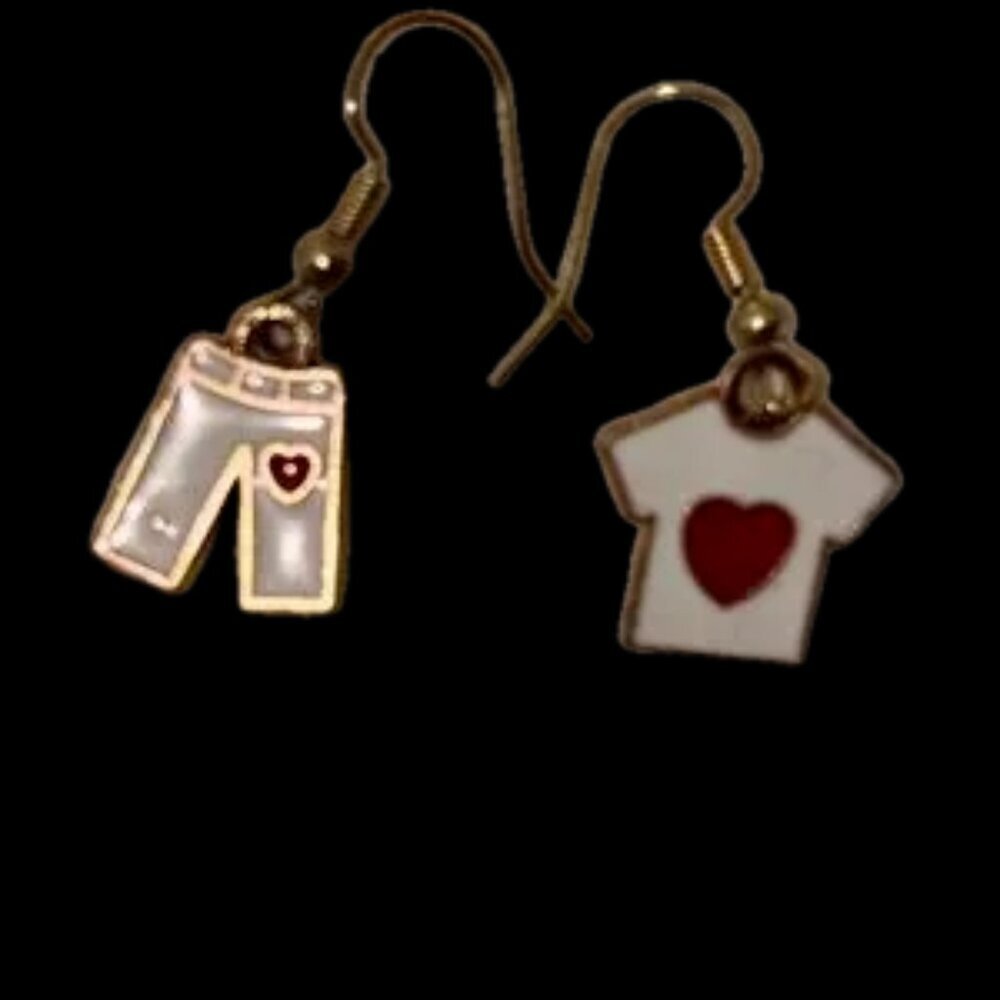 Nordstrom Heart Envelope Earrings - Picture 5 of 5